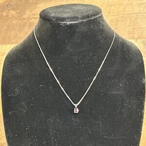 Beautiful Sterling Silver Garnet Necklace-18in Box Link Chain